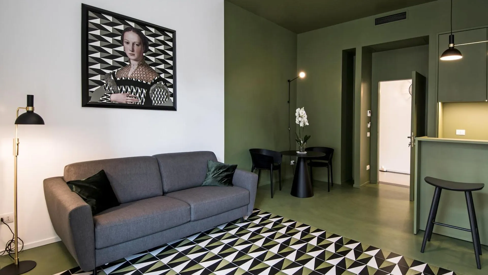 Deluxe Apartments In Via Toledo Napoli 0*,  Italia