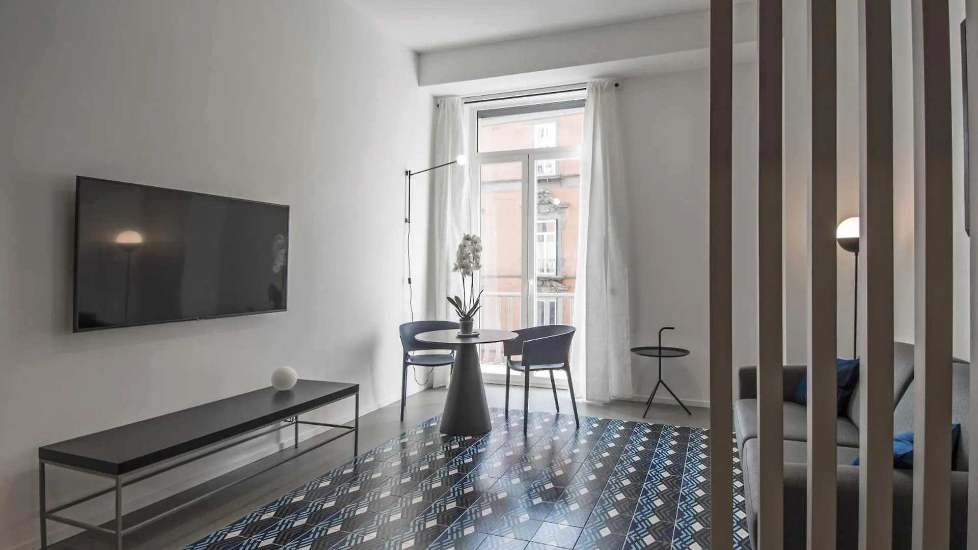 Deluxe Apartments In Via Toledo Napoli