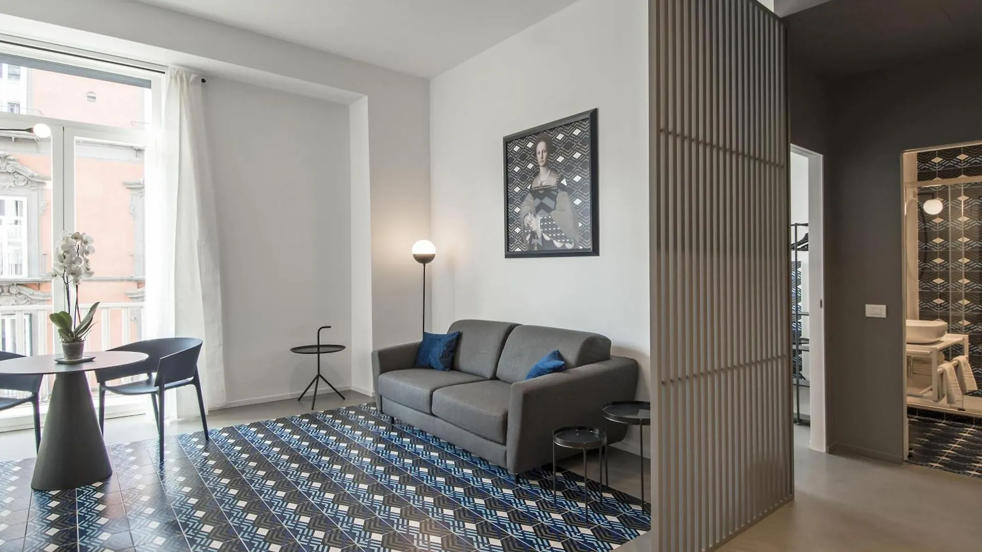 Deluxe Apartments In Via Toledo Napoli